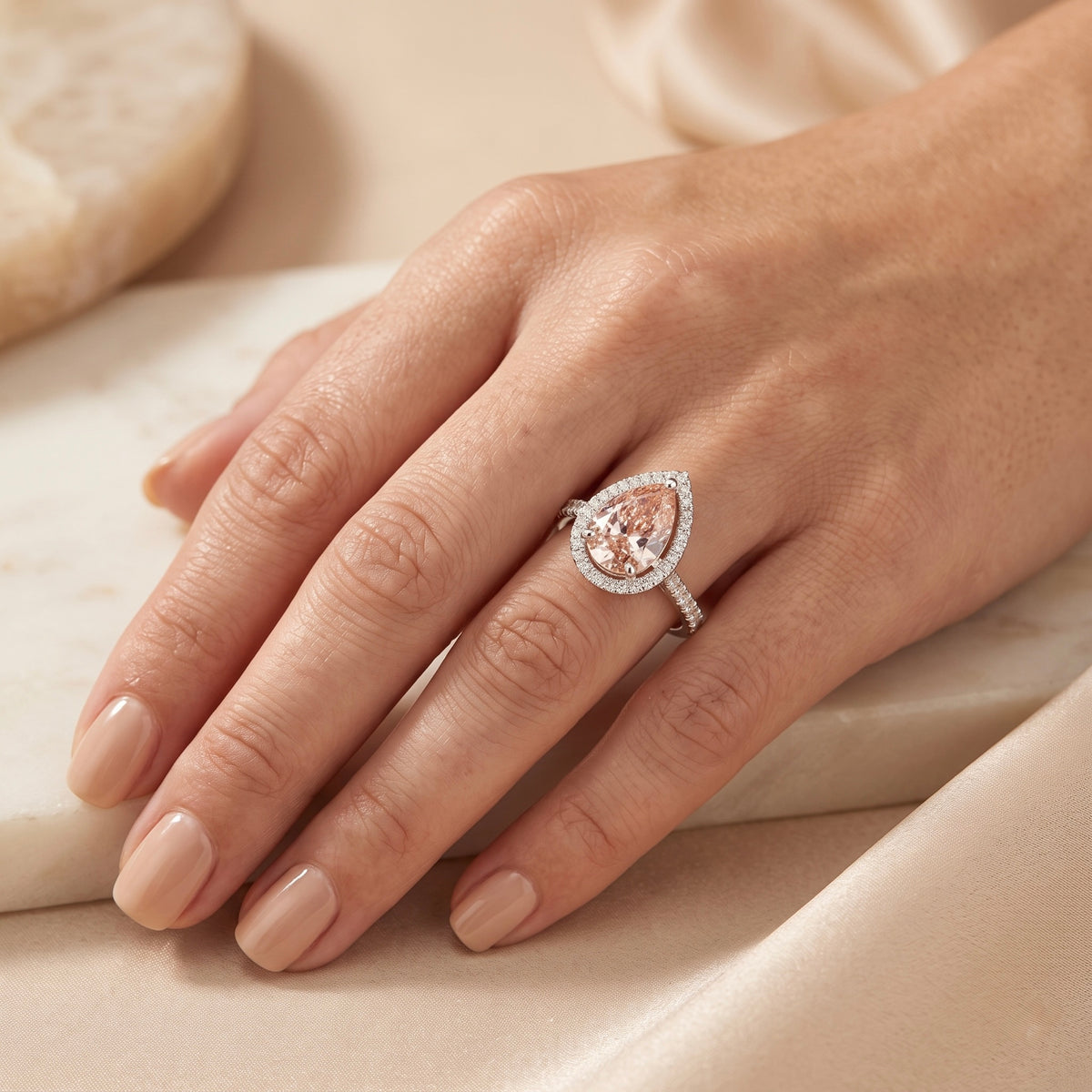 Pear Vivid Pink& Diamond